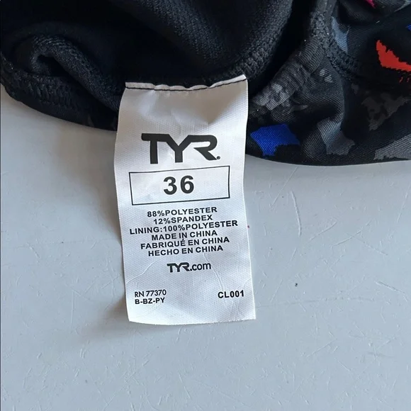 TYR Multicolor one-piece Swimsuit, Women's 36 (around size 10), NWT - Picture 2 of 10